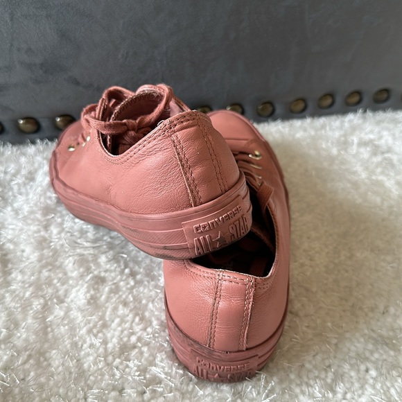 Peachy-pink Leather Converse - Picture 3 of 4